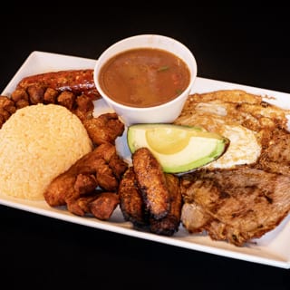 Montanero (Bandeja Paisa)